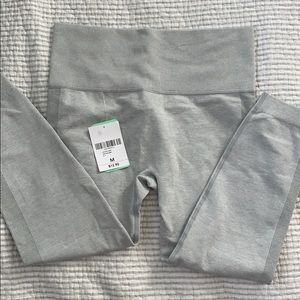 Forever21 Seamless leggings NWT- M
